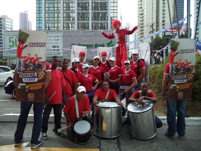 BTL Snickers Panama Activaciones y mercadeo