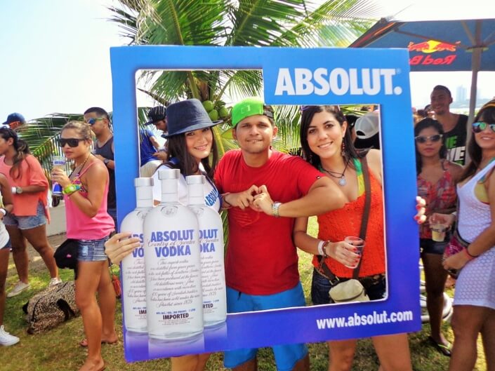 Activaciones de marca en playas Activaciones y Mercadeo